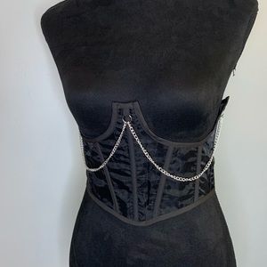 Woman’s corset top